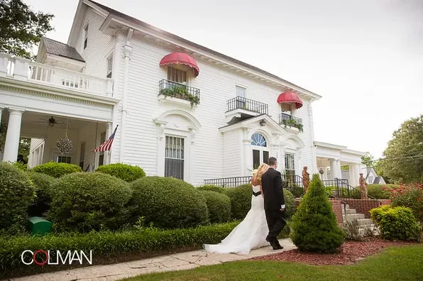 Bride portrait outside the historic estate
